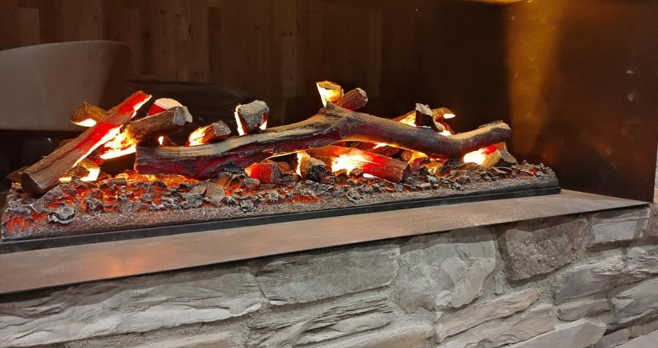 Garni Al Silvestri Vei Hotel Ливиньо Екстериор снимка