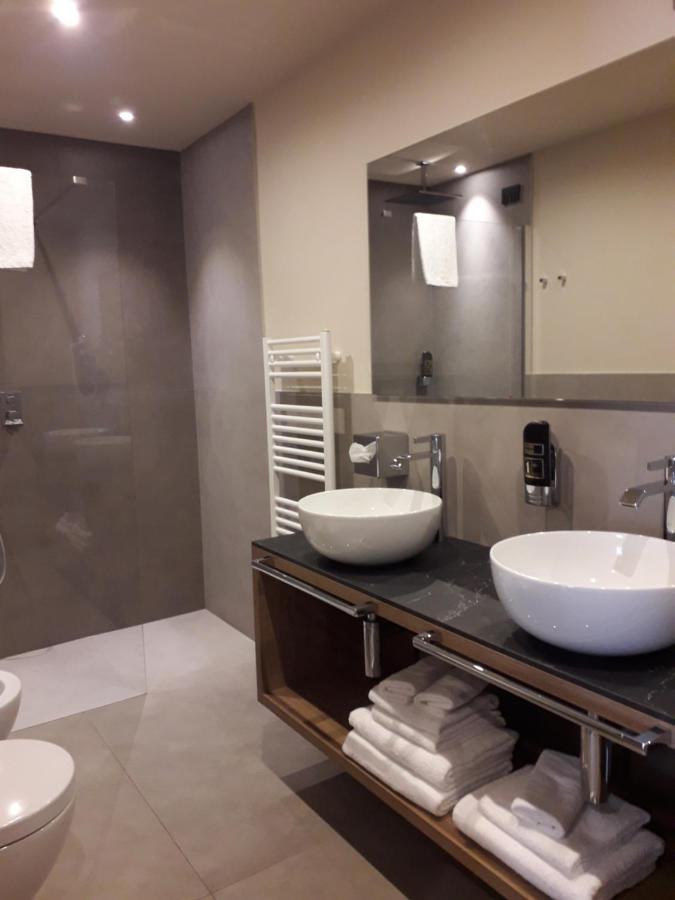 Garni Al Silvestri Vei Hotel Ливиньо Екстериор снимка