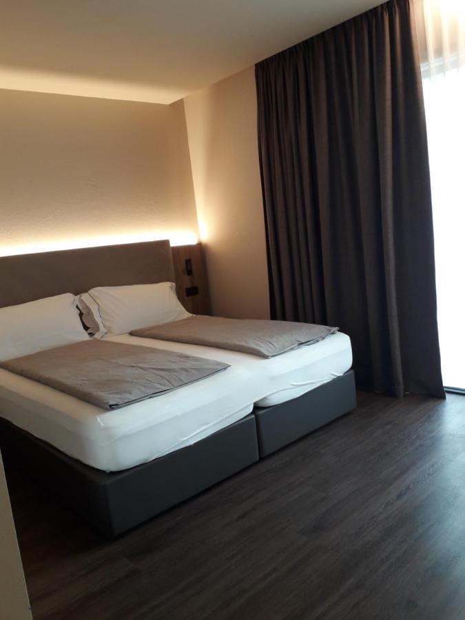 Garni Al Silvestri Vei Hotel Ливиньо Екстериор снимка