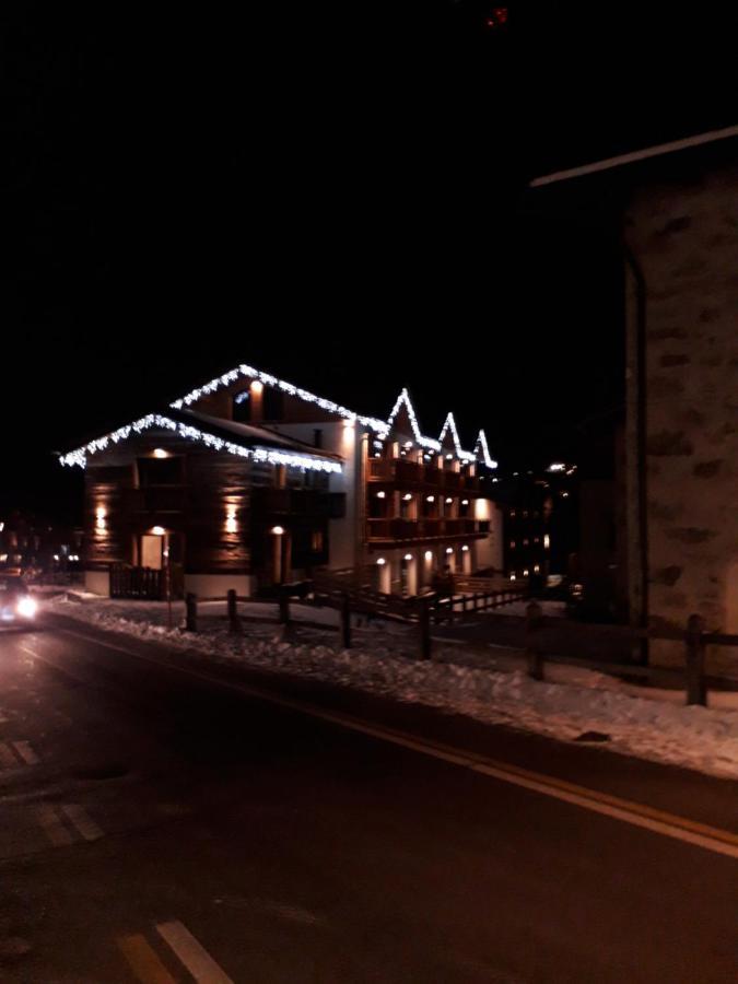 Garni Al Silvestri Vei Hotel Ливиньо Екстериор снимка